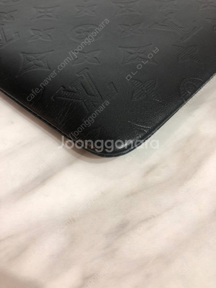 루이비통 디스커버리 포쉐트 클러치 M62903--5