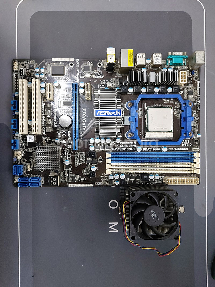 AMD Phenom II X4 965 CPU, 3.4G...--0
