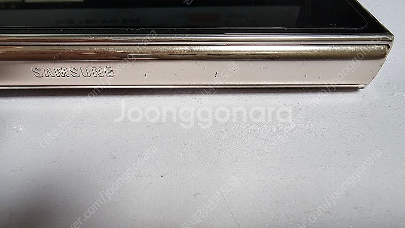 폴드4 512GB 베이지 판매합니다.--1