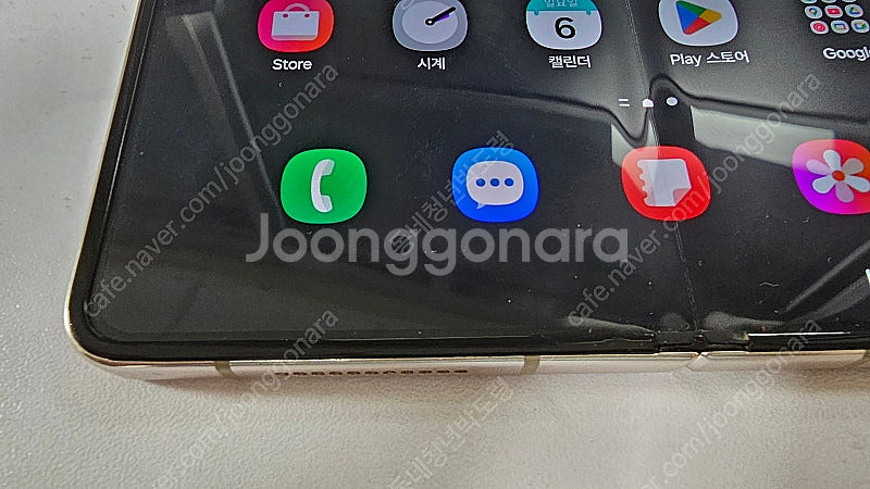 폴드4 512GB 베이지 판매합니다.--5