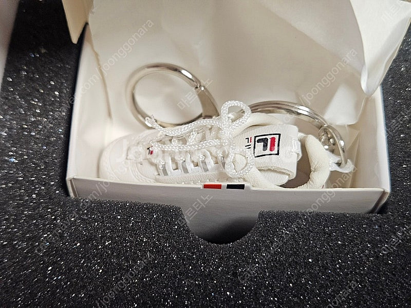 갤럭시 버즈 라이브 FILA 에디션--4