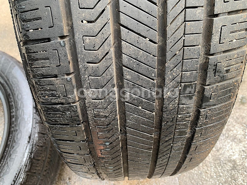 235 55 19 콘티넨탈 크로스콘택트RX 중고타이어 ...--5