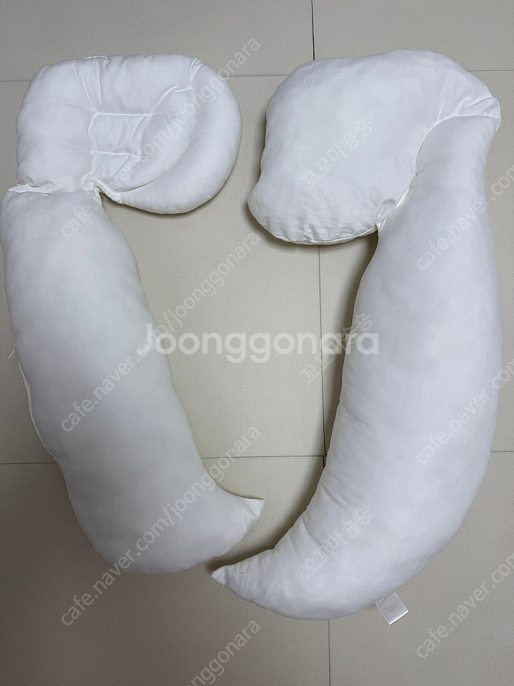 라라스 옆잠베개 쿠션 팝니다!--0