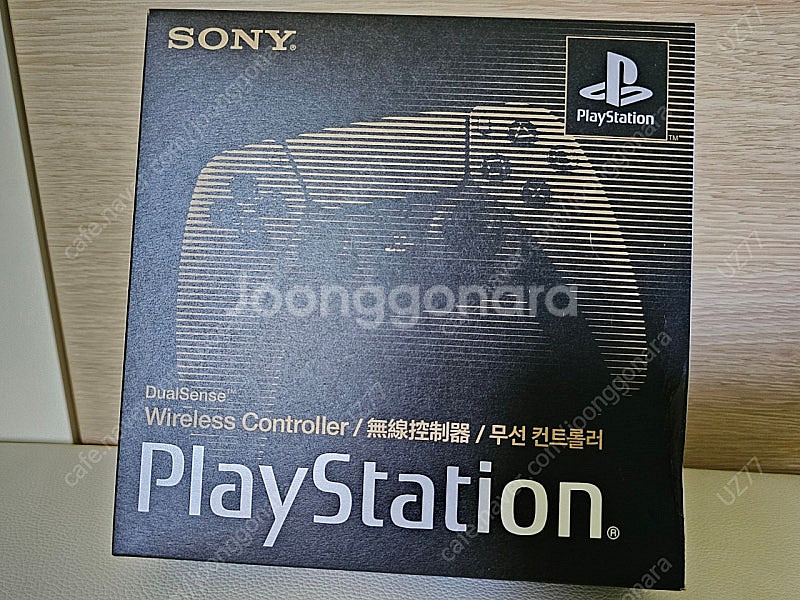PS5 듀얼센스 30주년 미개봉 팝니다--0