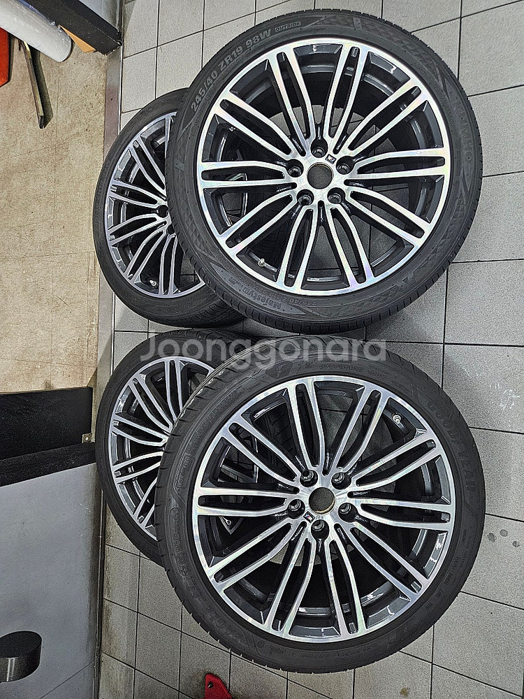 BMW G30 5시리즈 19인치 순정 휠타이어 판매합니...--4