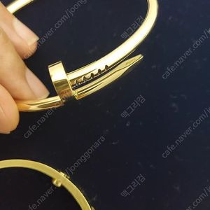18k 못팔찌 17호 팝니다 (검색어:22k 14k 순금 까르띠에 앵끌루 러브 다이아)