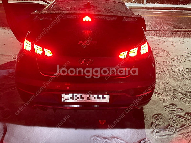 벨로스터n 순정 스포일러--0