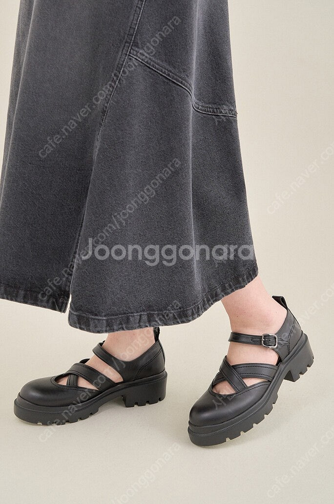 한섬 SJSJ 청키 힐 로퍼--3