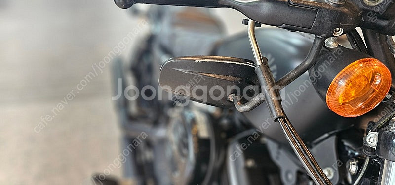 20년식 883아이언 11천키로주행 1150만--8