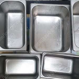 스테인레스 반찬통 언니가 쓰고 남은거 준거임 사이즈 큰거임 일괄판매 무료배송