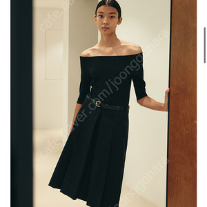 르917 르셉템버 케이트 스커트 블랙 판매해요