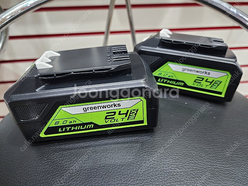그린웍스 24V 8A 신품급 배터리--0