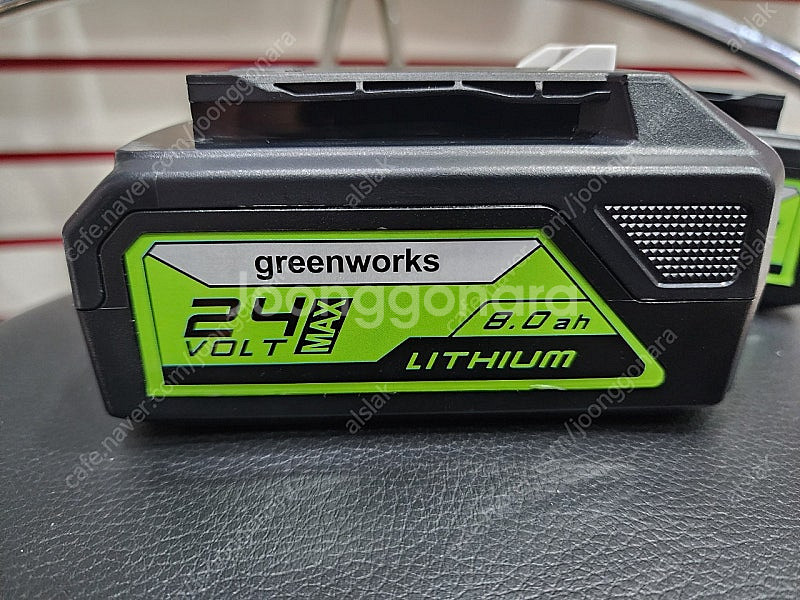 그린웍스 24V 8A 신품급 배터리--1