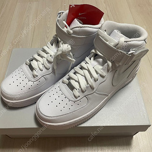 나이키 에어 포스 1 미드 ‘07