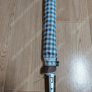 2단 자동 우산 새제품 솔리드블랙,솔리드네이비,브라운&블루 체크 팝니다