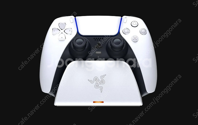 RAZER PS5 듀얼센스 퀵 차징 충전독 판매합니다--0
