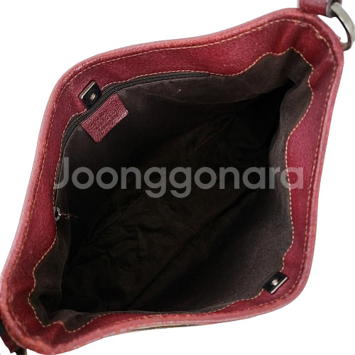 정품 구찌 GG 로고 자가드 버건디 레더 숄더백--9