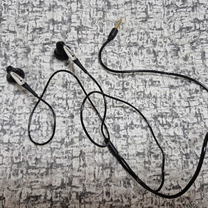 SONY MDR-E847 이어폰 정상작동품 판매합니다.
