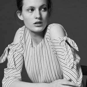 SANDRO 산드로 트임 리본 블라우스 2 / 랑방 마인 오브제 타임 럭키슈에뜨 산드로 마쥬 오르 시에 시스템 알로