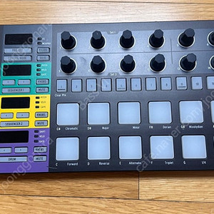 Arturia BeatStep Pro 블랙 에디션 판매합니다