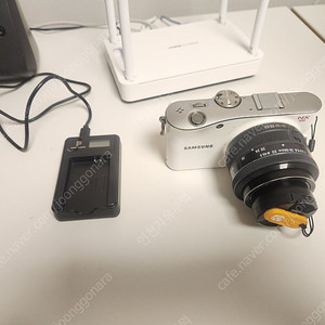 삼성 디카 NX100 화이트