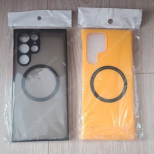 새제품 삼성 (SAMSUNG) 갤럭시 S22 울트라 (Ultra) 휴대폰 케이스 판매합니다.