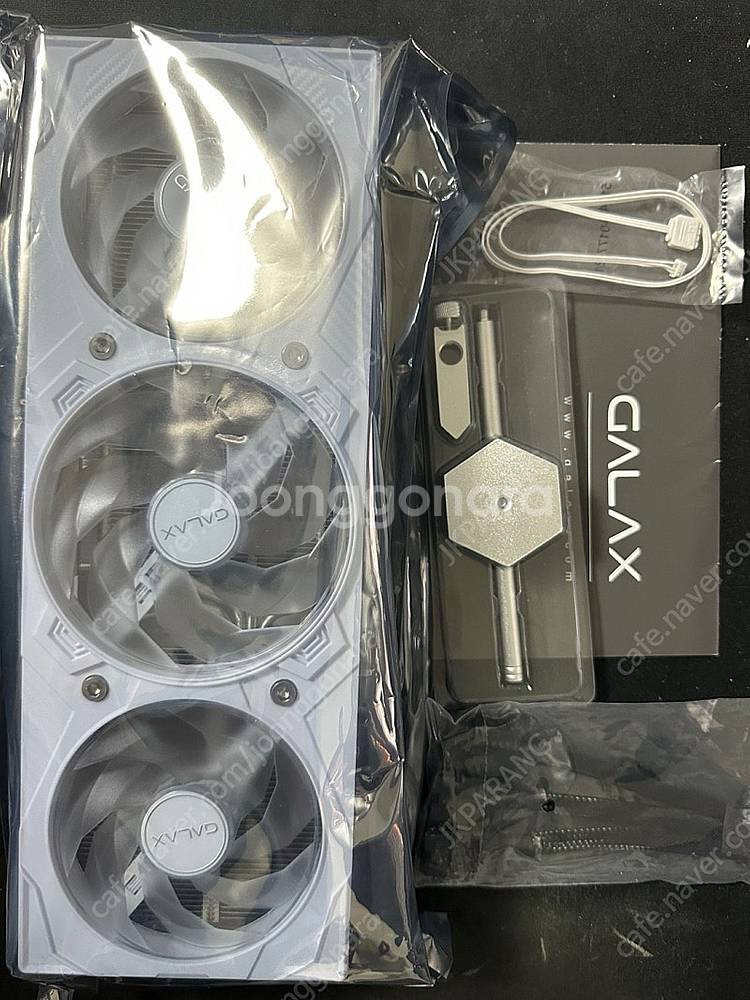 갤럭시 RTX 5070TI EX GAMER OC 화이트--0