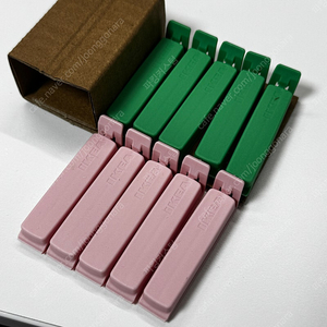 이케아 베바라 밀봉 클립 작은 사이즈 10개 새제품 팝니다. IKEA BEVARA