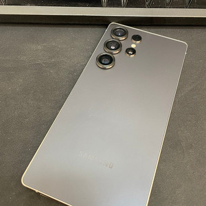 갤럭시S25울트라 블랙 512GB 무잔상 상태좋은 중고109만팝니다