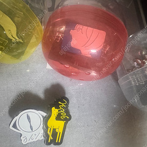 요루시카 캔뱃지 팝니다