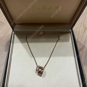 불가리 세르펜티 데미파베 목걸이