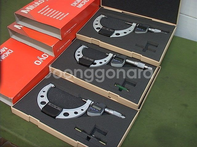 ,Mitutoyo MDC5MX Micrometer 29...--2