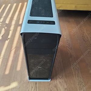컴퓨터본체 와 모니터 i7 1070 16g