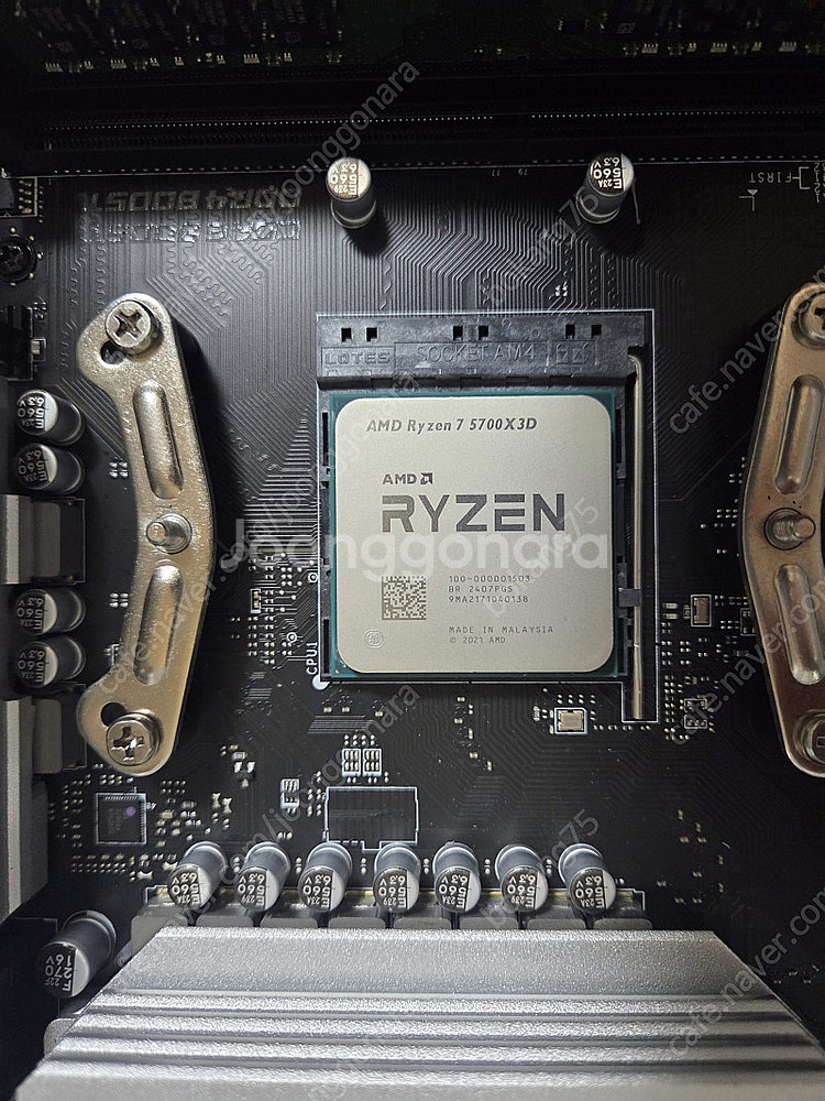 AMD 5700X3D, B550M 메인보드, DDR4 ...--1