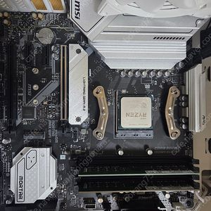 AMD 5700X3D, B550M 메인보드, DDR4 메모리 판매