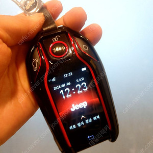 지프 뉴랭글러 모든연식 자동차키를 최신형 프미리엄 BMW 타입 LCD 액정 디지털키로 업그레이드 전환 제작 제조사 JEEP 로고 맞춤형 이식 개조