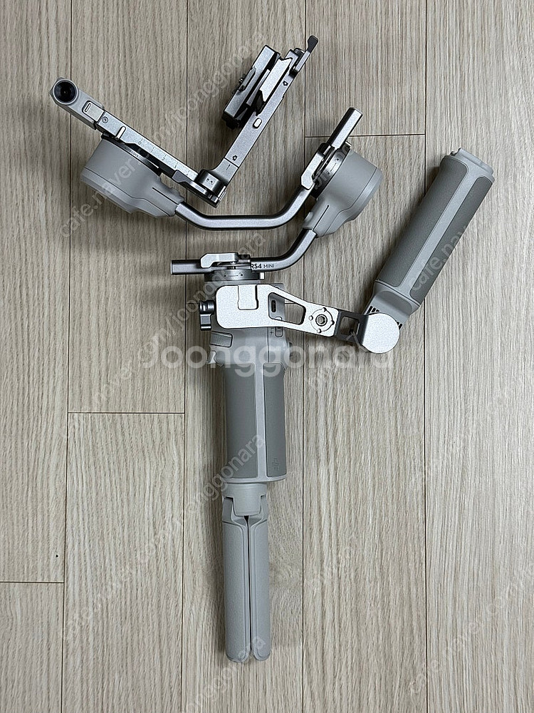 dji rs4 mini combo 짐벌 팝니다.--0
