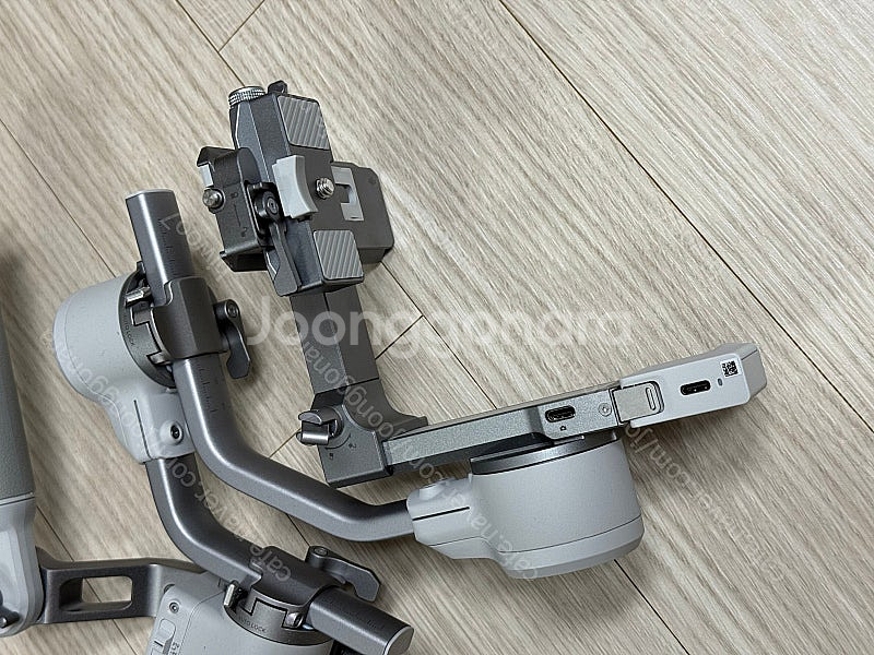 dji rs4 mini combo 짐벌 팝니다.--1