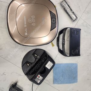 12만->9만 급처 LG로봇청소기 로보킹+물걸레 R76 상위모델 상태 최고