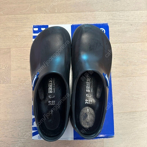 아더레더×버켄스탁 250size 팝니다 (실사이즈 255~260)