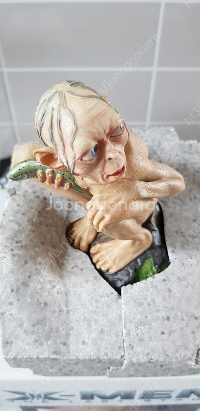 반지의제왕 두개의탑 DVD 골롬 피규어 셋트(개봉양품)--0