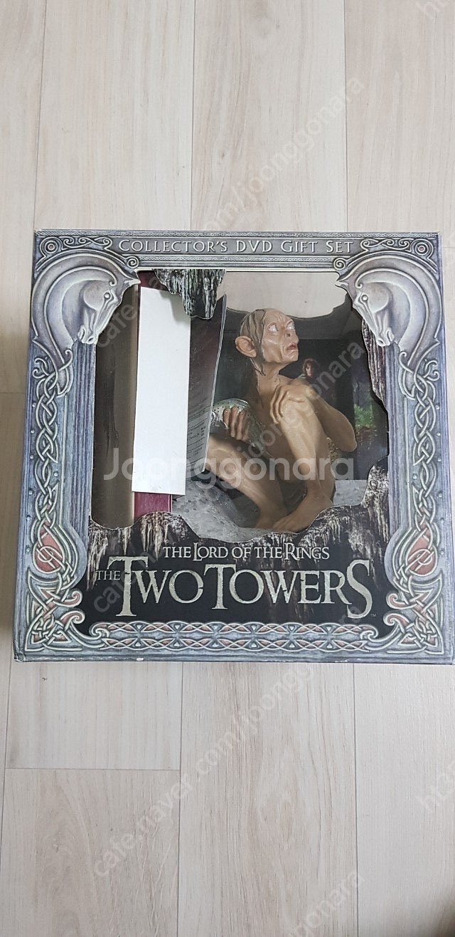 반지의제왕 두개의탑 DVD 골롬 피규어 셋트(개봉양품)--1