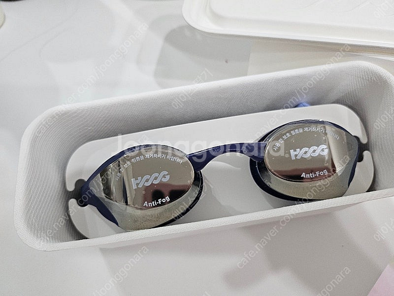 후그 로빈 블루네이비 새제품입니다. 택포4.5만--1