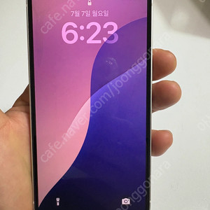 아이폰14 256g 화이트 a급 88% 베터리 팝니다