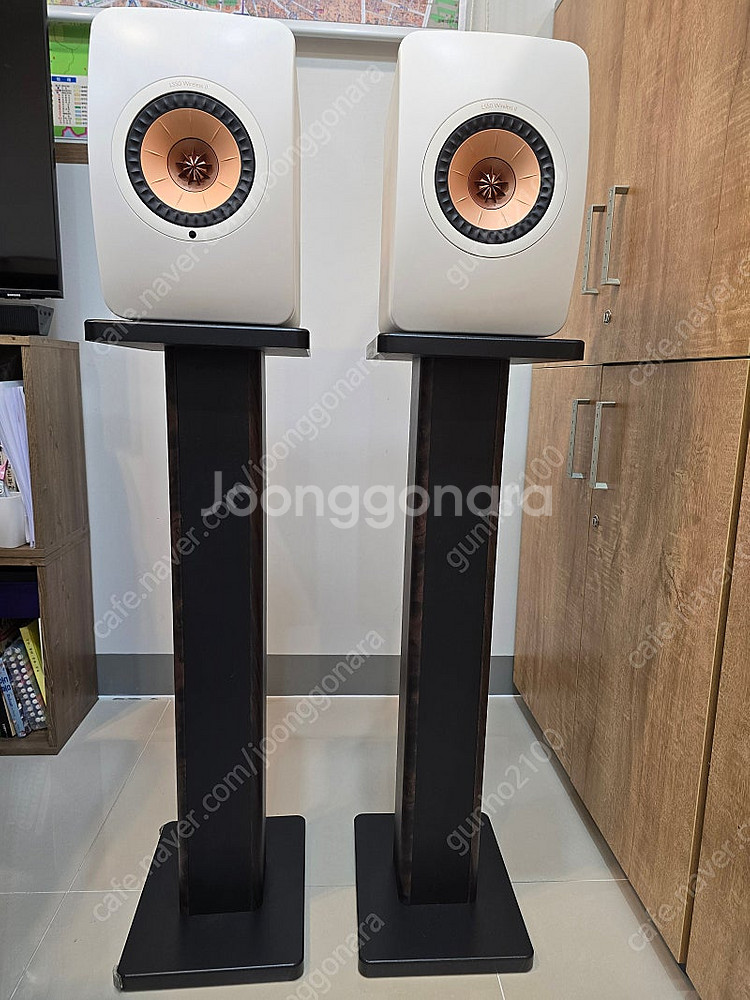 케프ls50 와이어리스2 팝니다(스텐드포함)--3