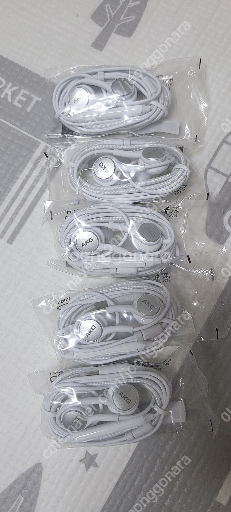 삼성 정품 akg usb c타입 화이트 미개봉 판매해요--0