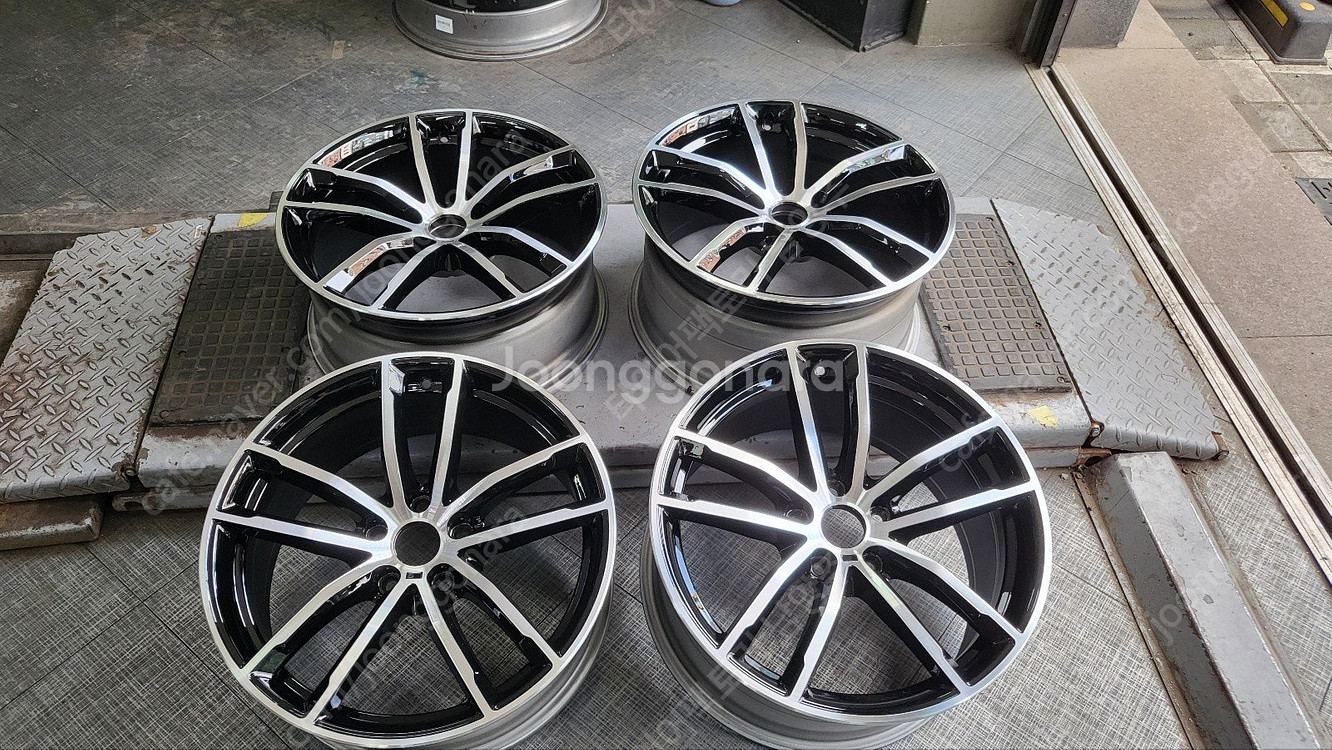 bmw5시리즈 G30 662M 18인치 순정휠 커스텀블...--1