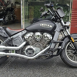 2017년 인디언 스카우트 바버커스텀 13,000km 1180만원
