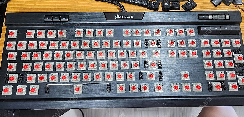 커세어 K70 RGB MK.2 LOW PROFILE 적...--0