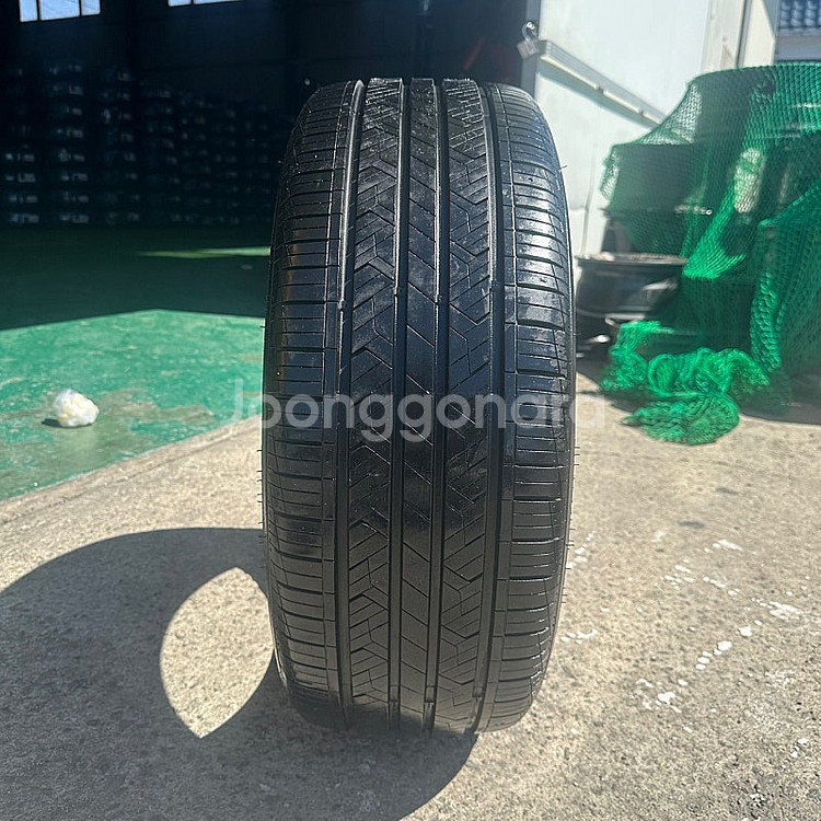 235 45 18 한국 키너지EX 중고 타이어 교체 고...--0